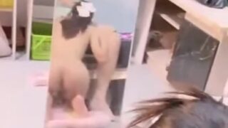 คลิปxxx หลุดนักศึกษาสาวแว่น IJASMA โดนหนุ่มจับโม๊คแล้วขย่มเย็ดสดแตกใน